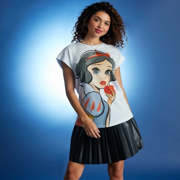 Disney Snow White T-Shirt For Adults 2 Disney Snow White T-Shirt For Adults - Image 2